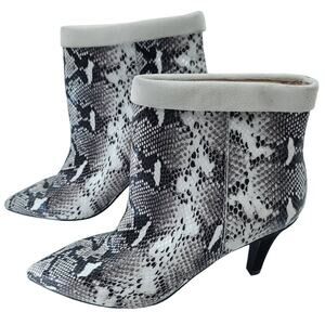 42 Gold Womens Ojai Gray Black Snake Skin Print Heel Ankle Bootie Size 7 NEW